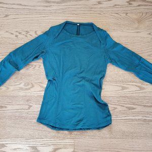 lululemon Womens 2/4 Green Black Striped Long Sleeve Top EUC Vintage Athleisure